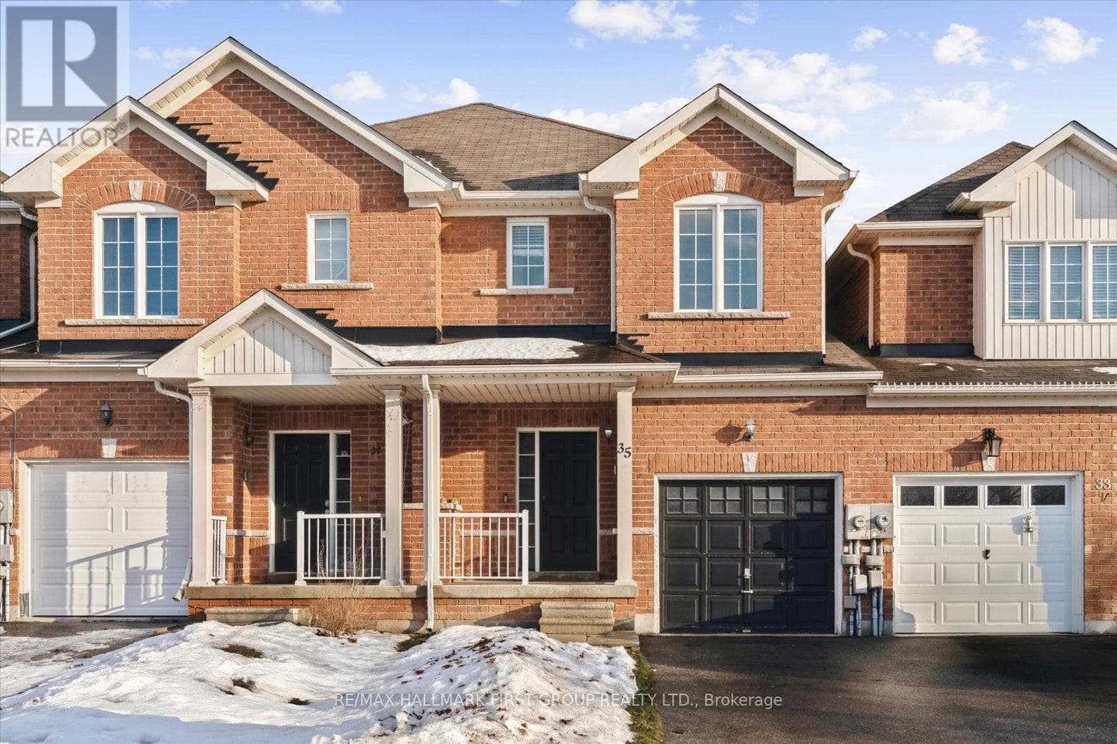 35 BECKETT CRESCENT — Clarington (Courtice), Ontario - Main photo