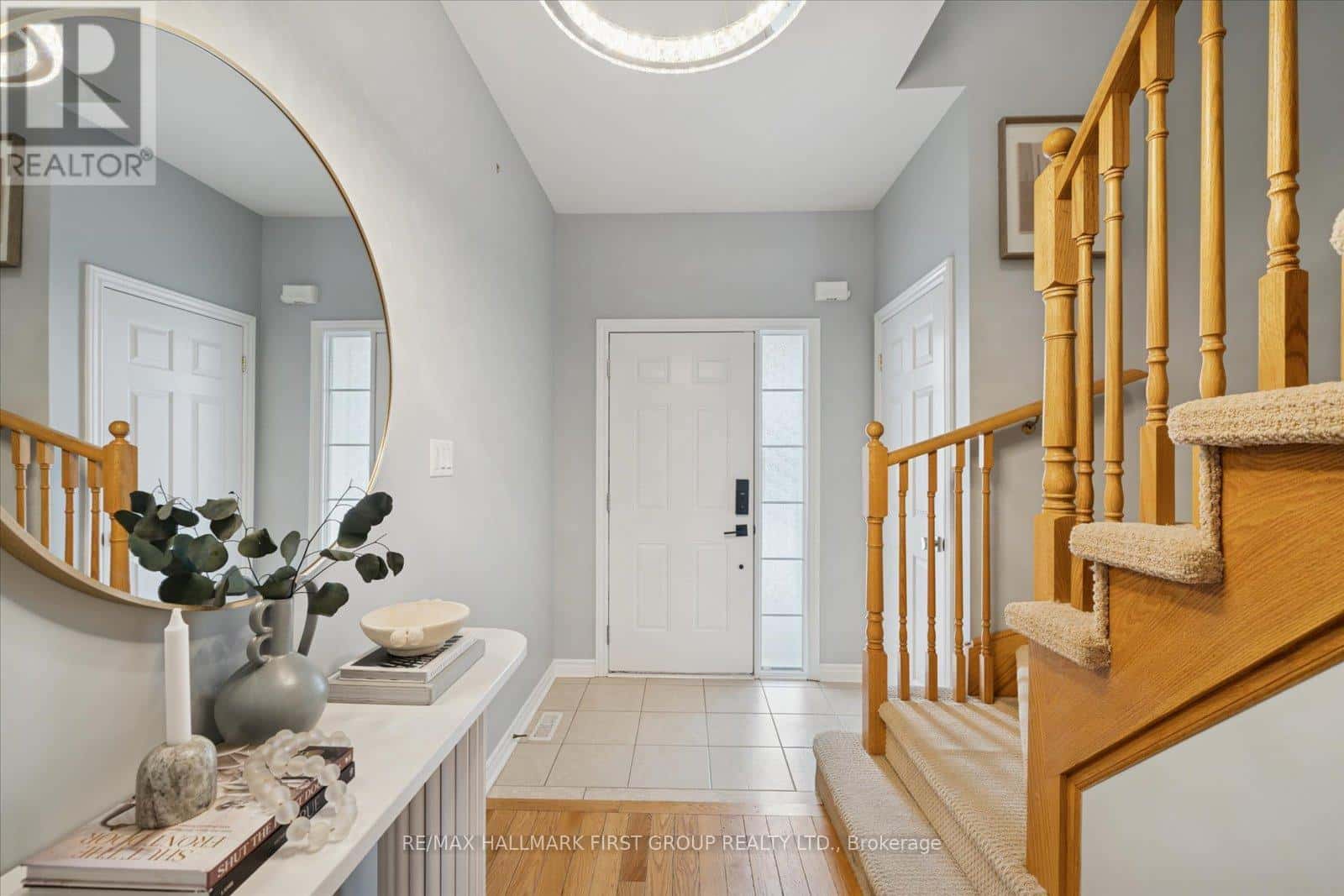 35 BECKETT CRESCENT — Clarington (Courtice), Ontario - Photo 2 of 24