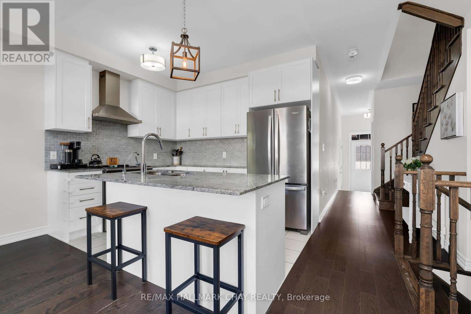 46 CLIFFORD CRESCENT — New Tecumseth (Tottenham), Ontario - Photo 5 of 39