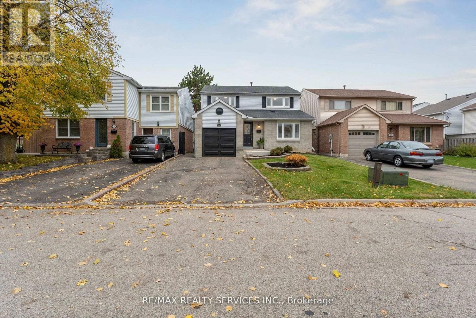 21 MAJESTIC CRESCENT — Brampton (Central Park), Ontario - Main photo