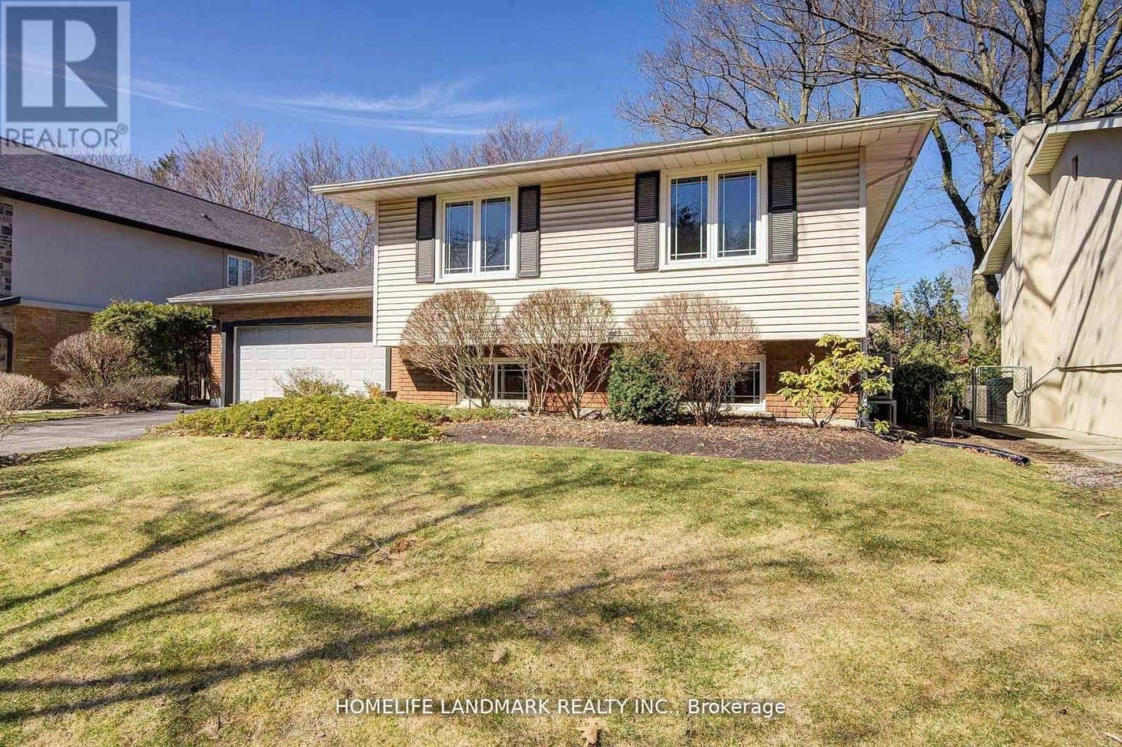 2165 DUNEDIN ROAD — Oakville (FD Ford), Ontario - Photo 3 of 50