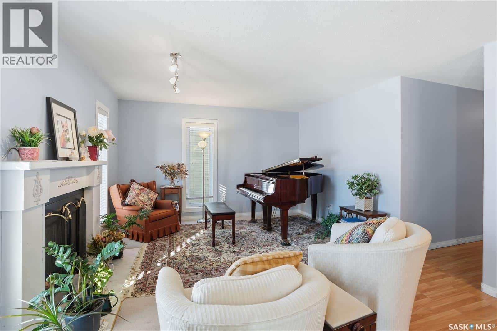 223 Delaronde LANE — Saskatoon, Saskatchewan - Photo 4 of 46