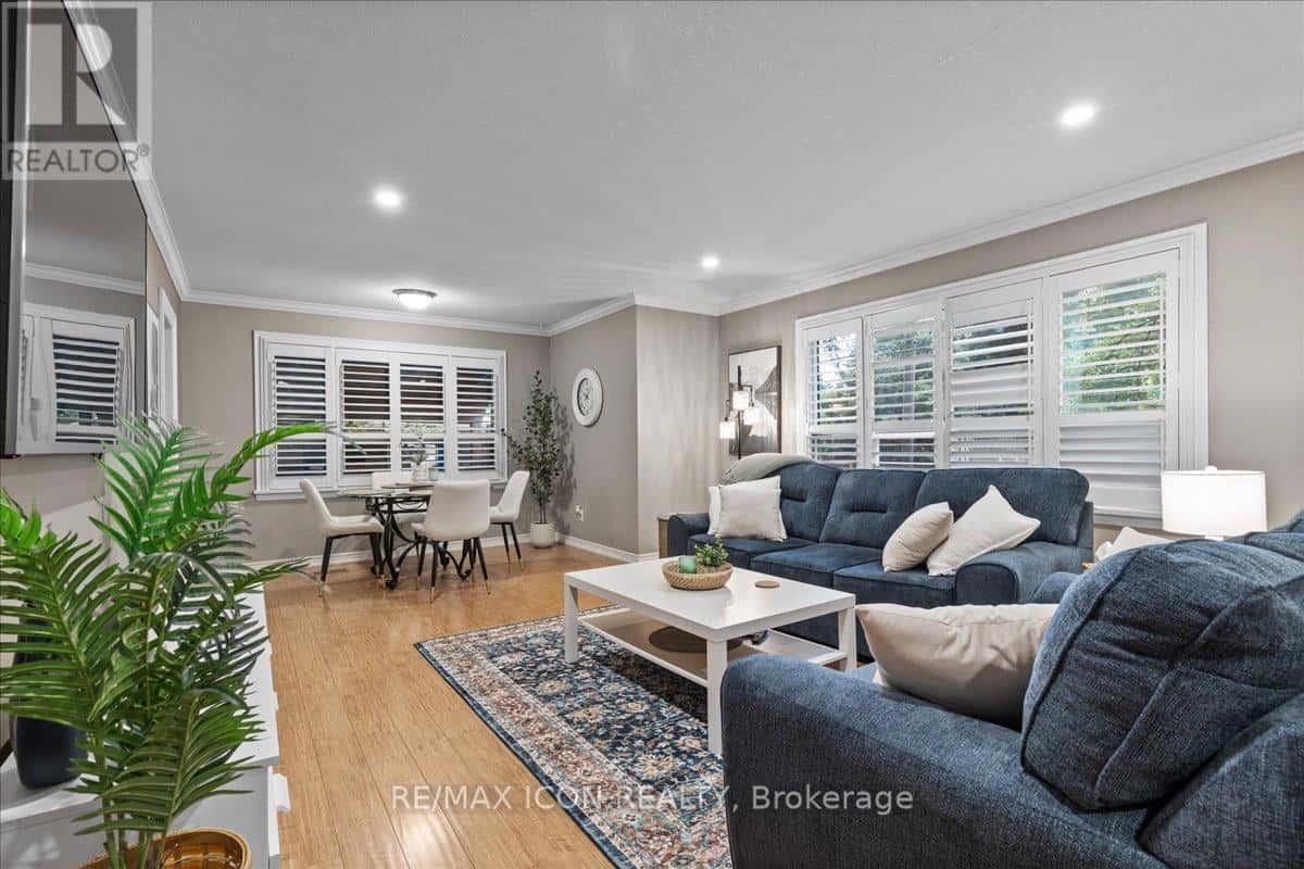 50 GROVE CRESCENT — Brantford, Ontario - Photo 4 of 16