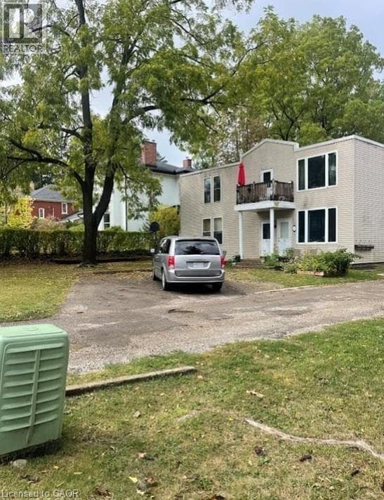 74 WILLIAM Street W — Waterloo, Ontario - Main photo