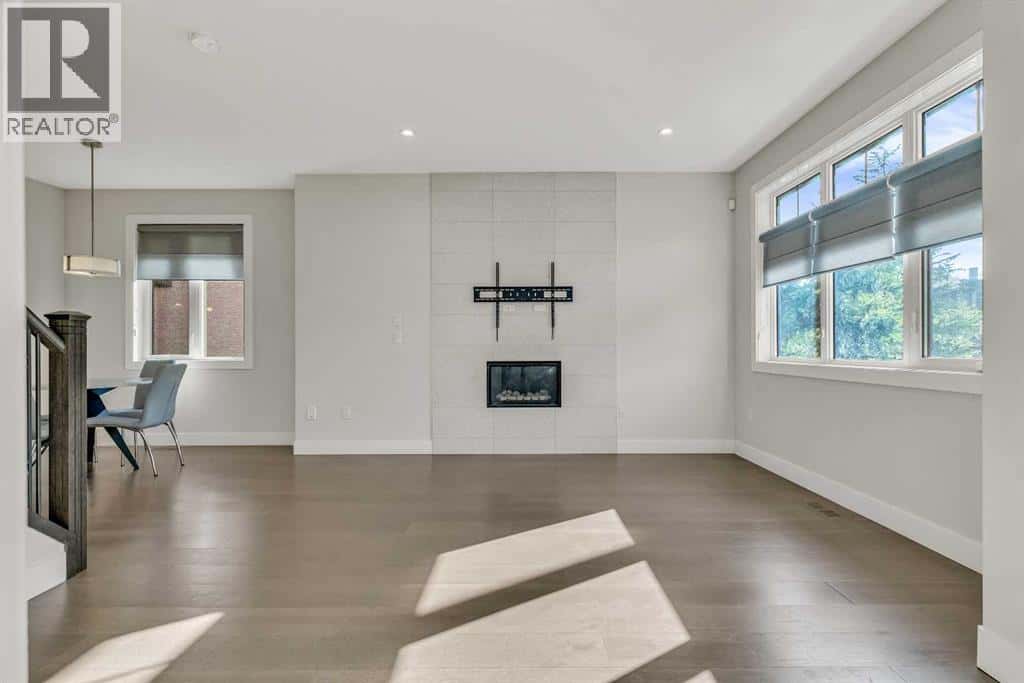 1, 1936 26 Street SW — Calgary, Alberta - Photo 5 of 44