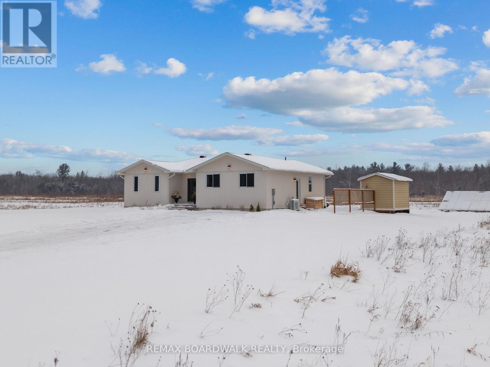 1606 PITTSTON ROAD — Edwardsburgh/Cardinal, Ontario - Main photo