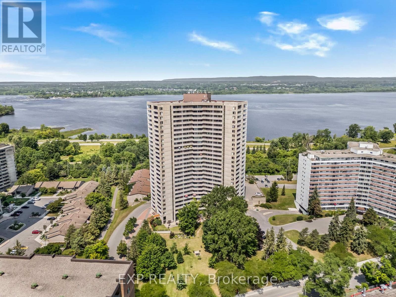 1501 - 1081 AMBLESIDE DRIVE — Ottawa, Ontario - Main photo