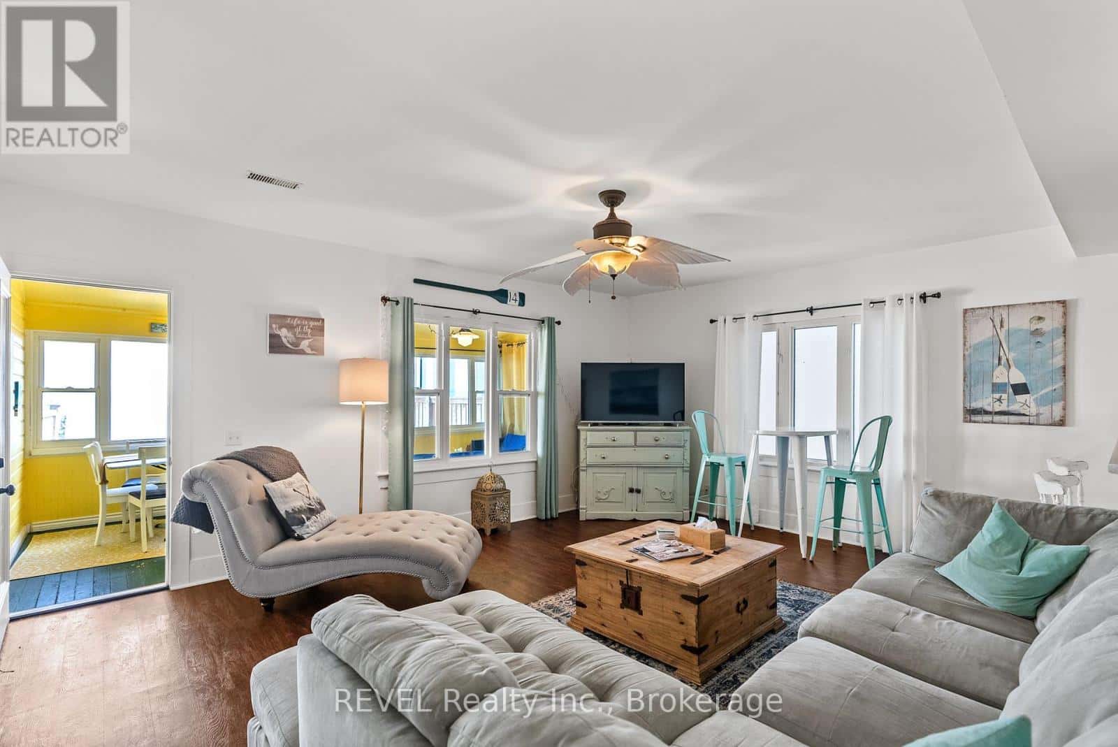 3819 TERRACE LANE — Fort Erie (Crystal Beach), Ontario - Photo 4 of 47