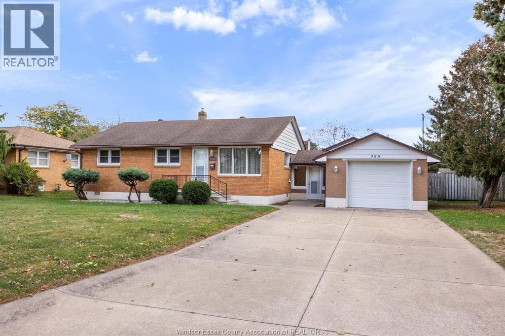 955 SCOFIELD — Windsor, Ontario - Main photo
