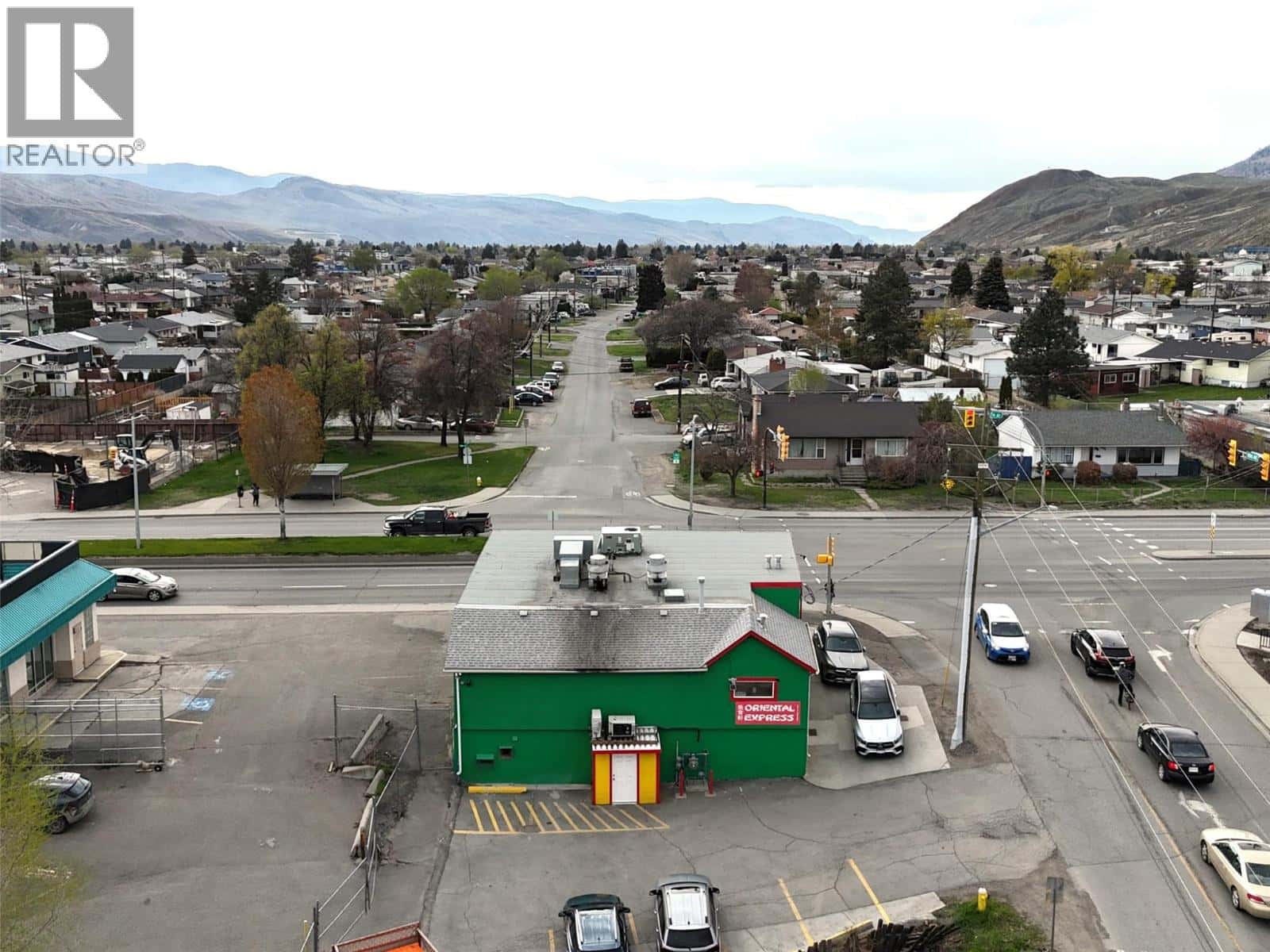 1166 8TH Street — Kamloops, British Columbia - Photo 4 of 10