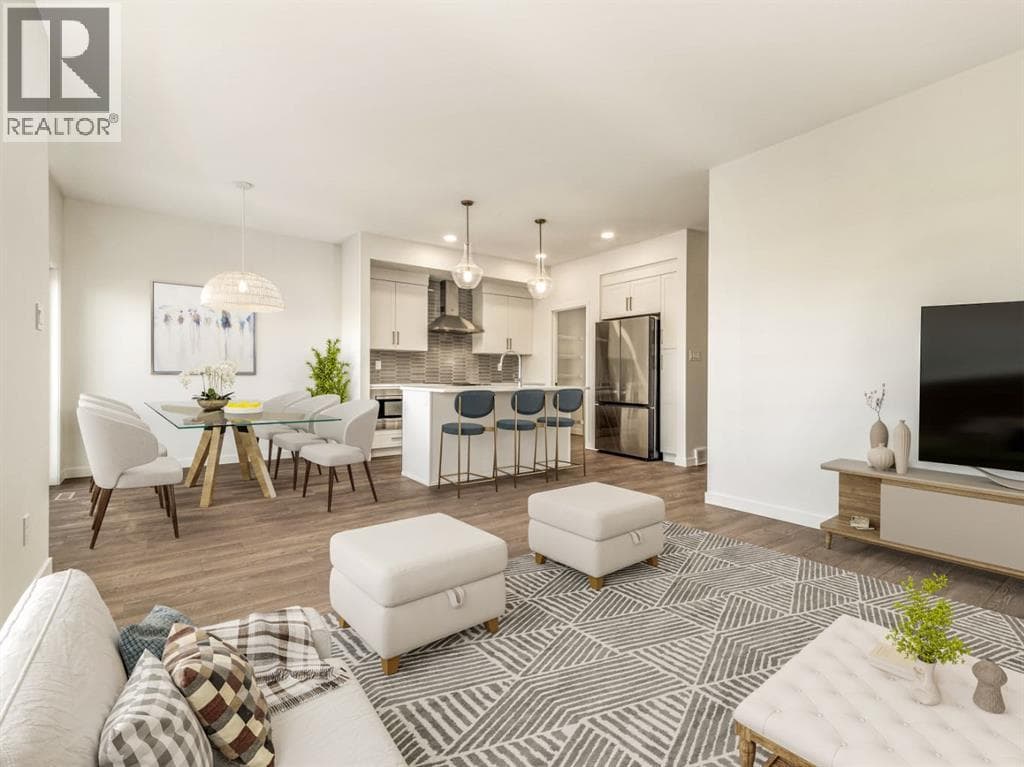 742 Violet Place W — Lethbridge, Alberta - Main photo