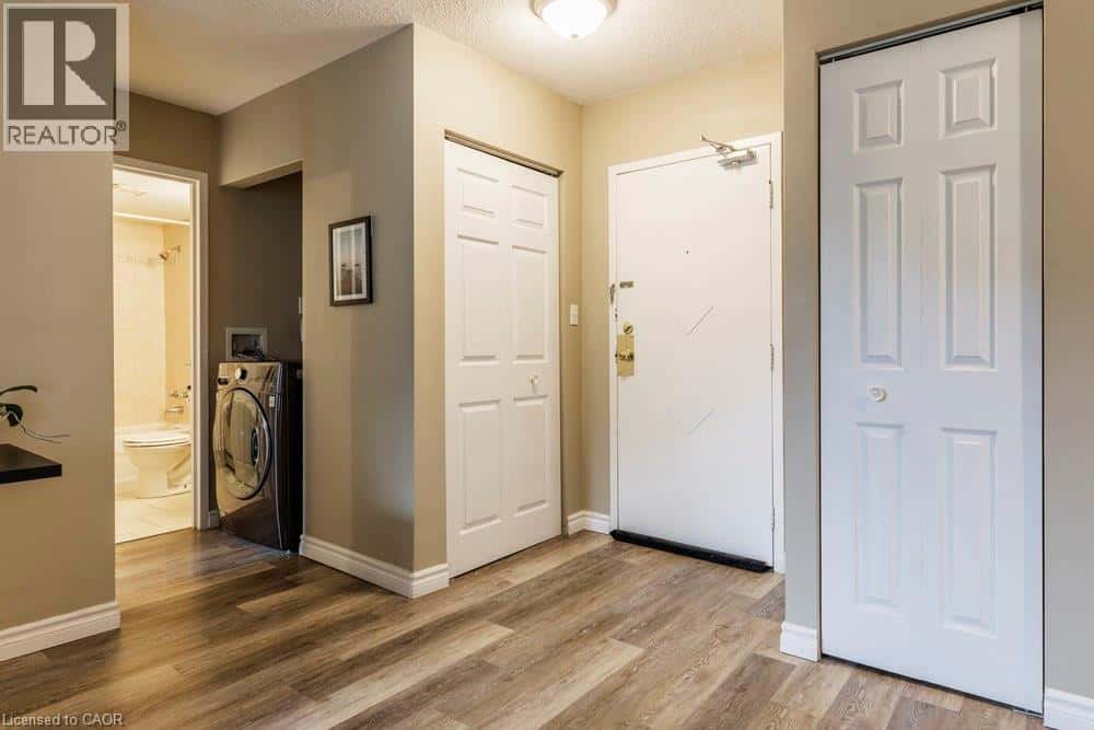 75 GLENBURN Court Unit# 409 — Hamilton, Ontario - Photo 4 of 50