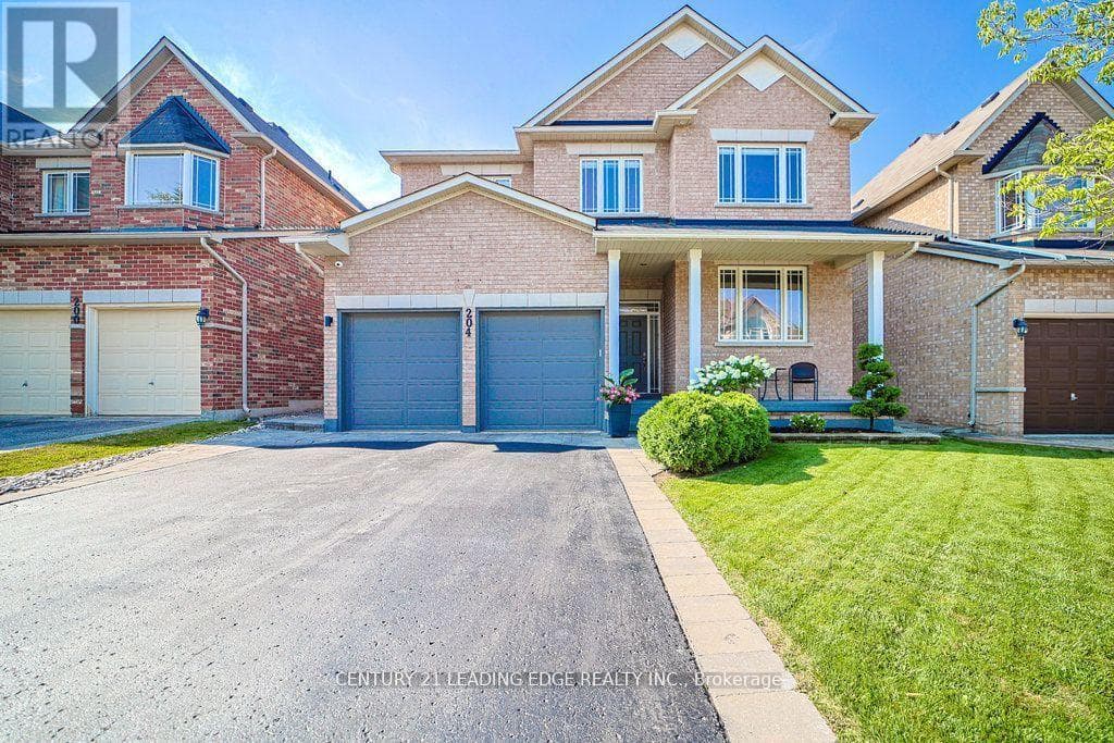 204 IVY JAY CRESCENT — Aurora, Ontario - Main photo