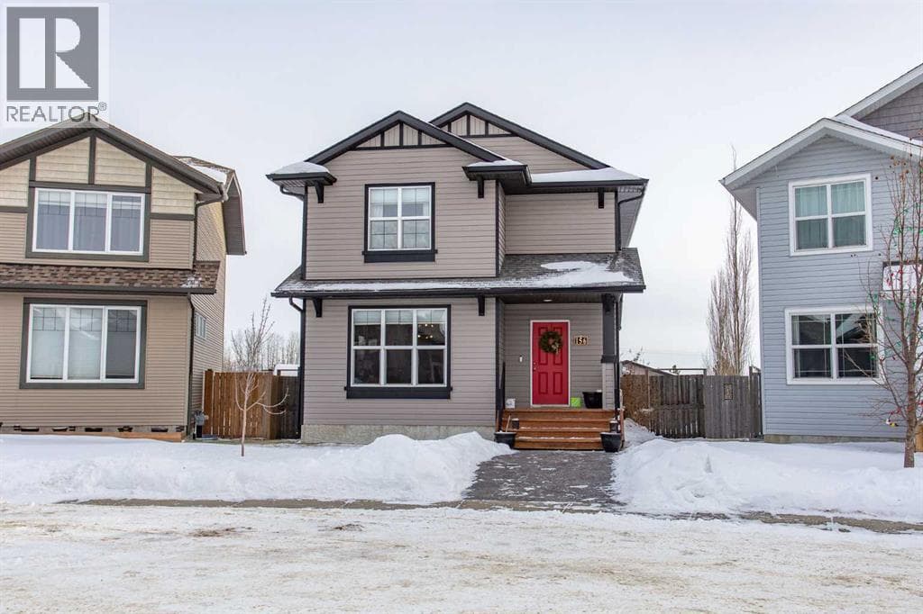 156 Long Close — Red Deer, Alberta - Main photo