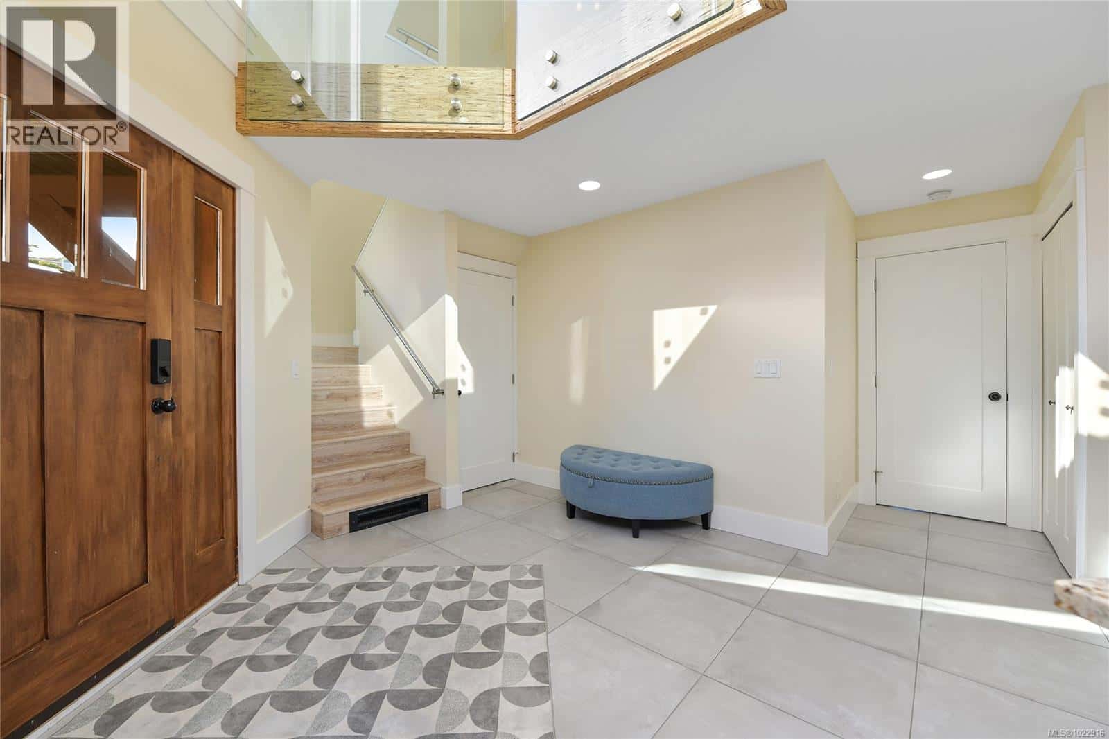 3411 Karger Terr — Colwood, British Columbia - Photo 4 of 28