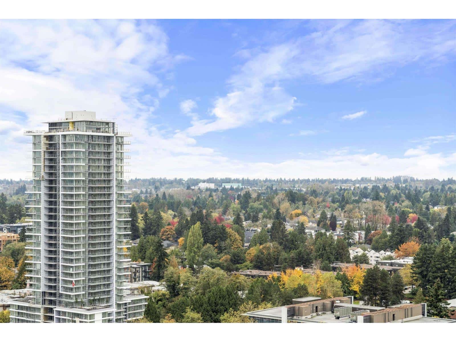 3606 13745 GEORGE JUNCTION — Surrey, British Columbia - Photo 3 of 37