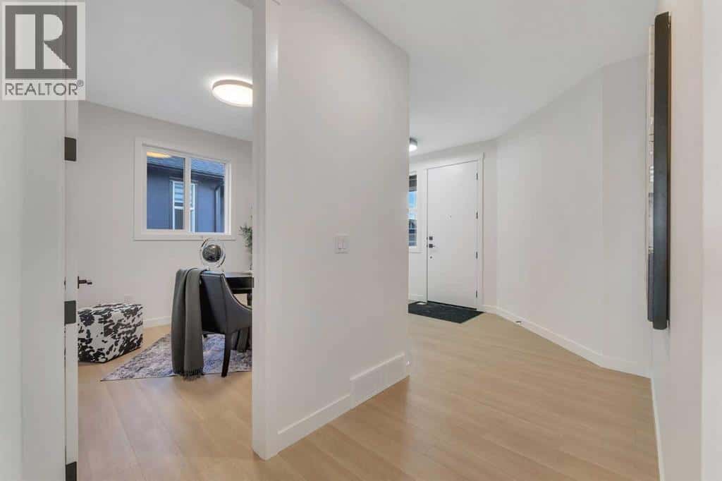 569 Muirfield Crescent — Lyalta, Alberta - Photo 4 of 49