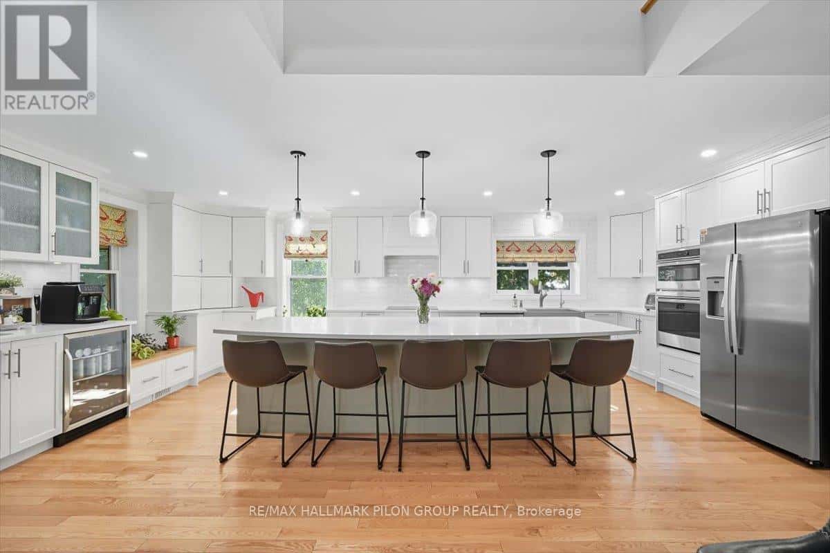 3172 8TH LINE ROAD — Ottawa, Ontario - Photo 4 of 38