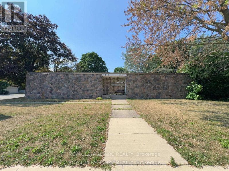 4213/4207 DRUMMOND RD ROAD — Niagara Falls (Morrison), Ontario - Main photo