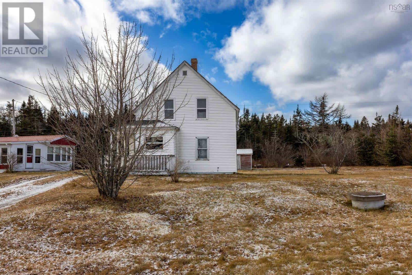 56 Isaacs Harbour Road — Isaacs Harbour, Nova Scotia - Photo 5 of 27