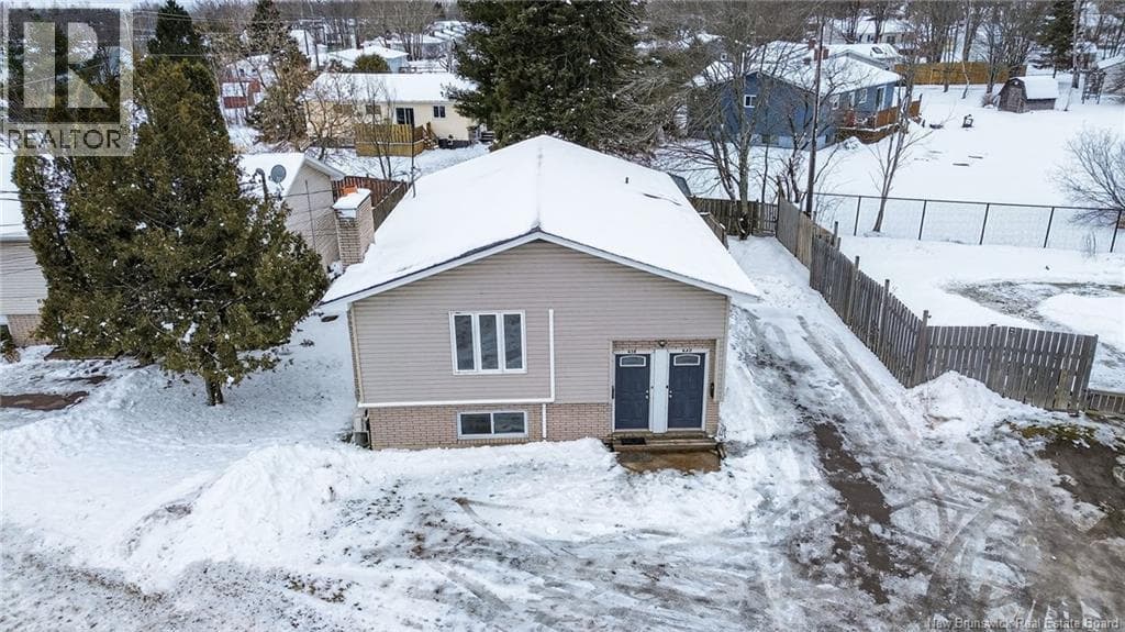 638-640 Elmwood Dr. — Moncton, New Brunswick - Main photo