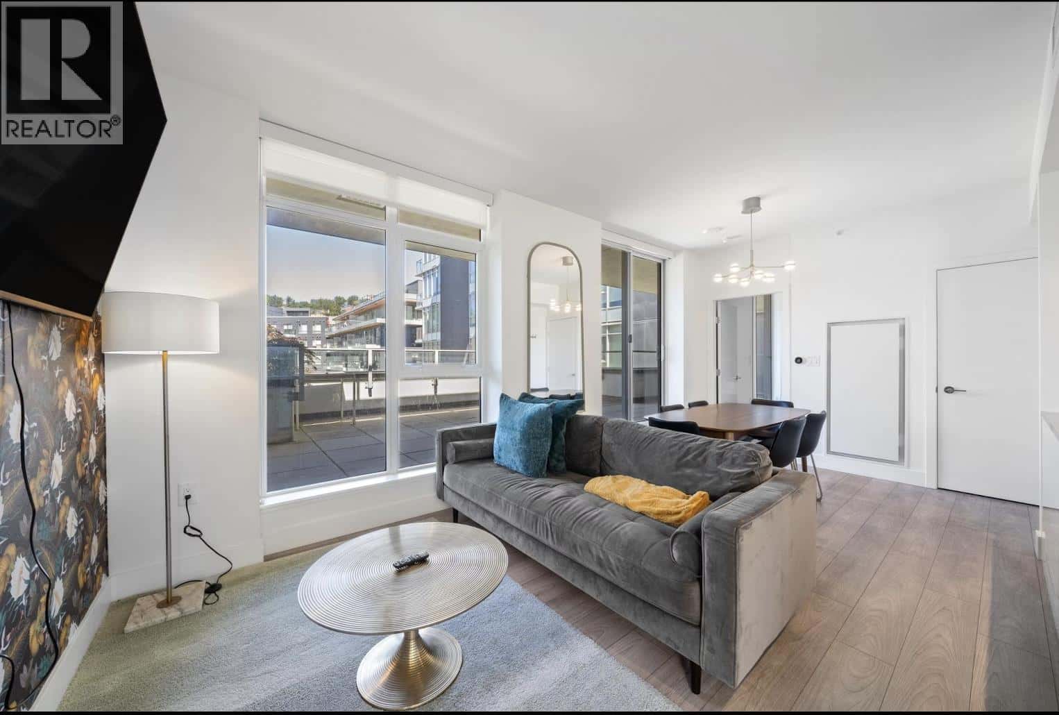 409 3581 E KENT NORTH AVENUE — Vancouver, British Columbia - Photo 3 of 21