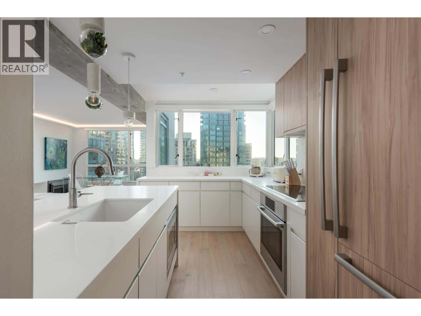 2601 1238 MELVILLE STREET — Vancouver, British Columbia - Photo 5 of 37