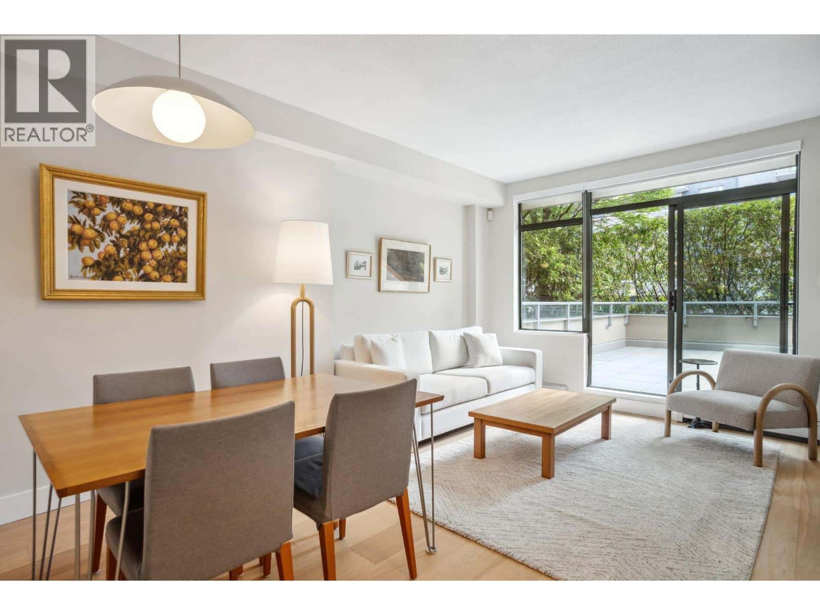 100 1688 ROBSON STREET — Vancouver, British Columbia - Photo 2 of 29