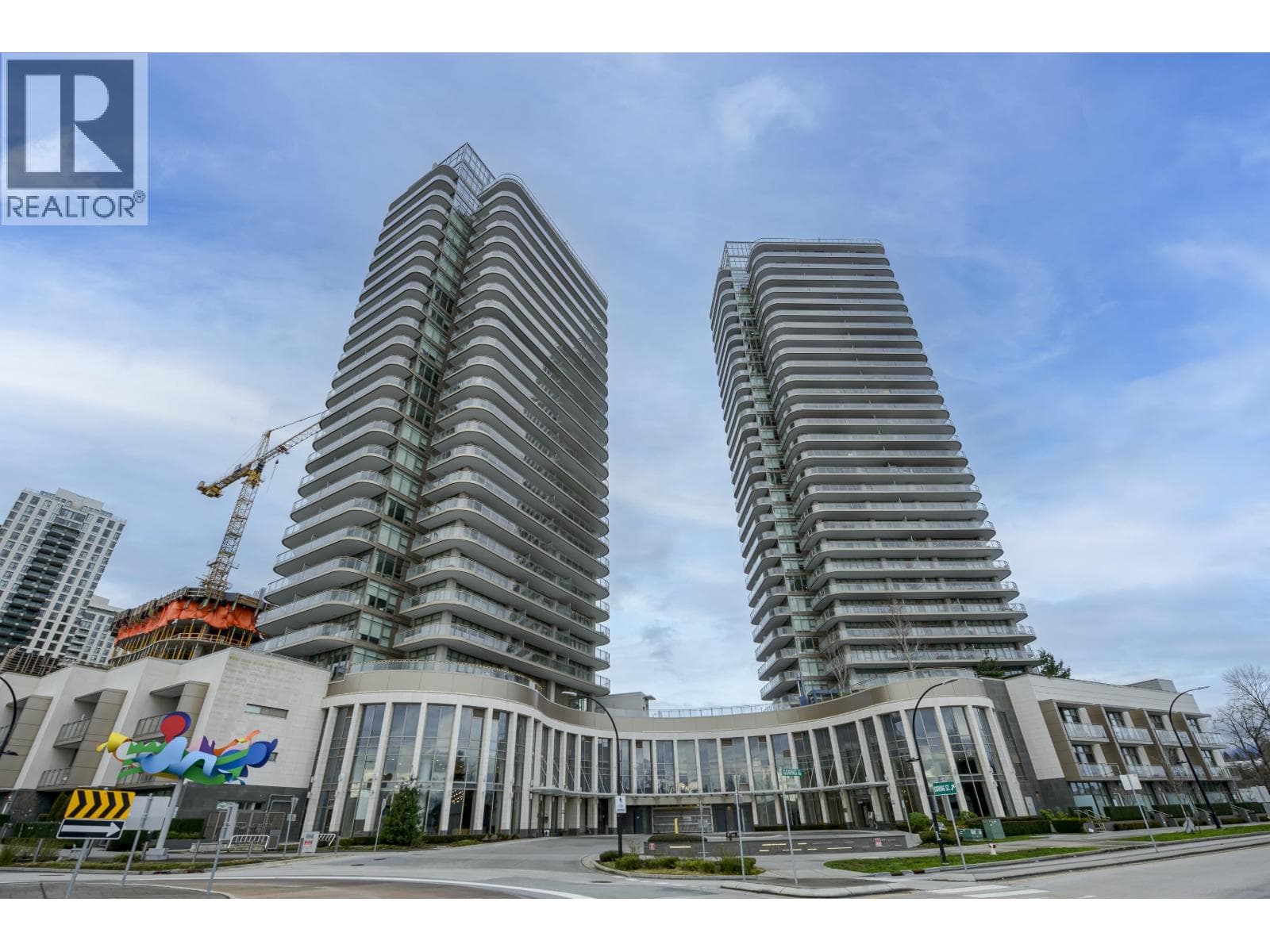 2507 5333 GORING STREET — Burnaby, British Columbia - Main photo