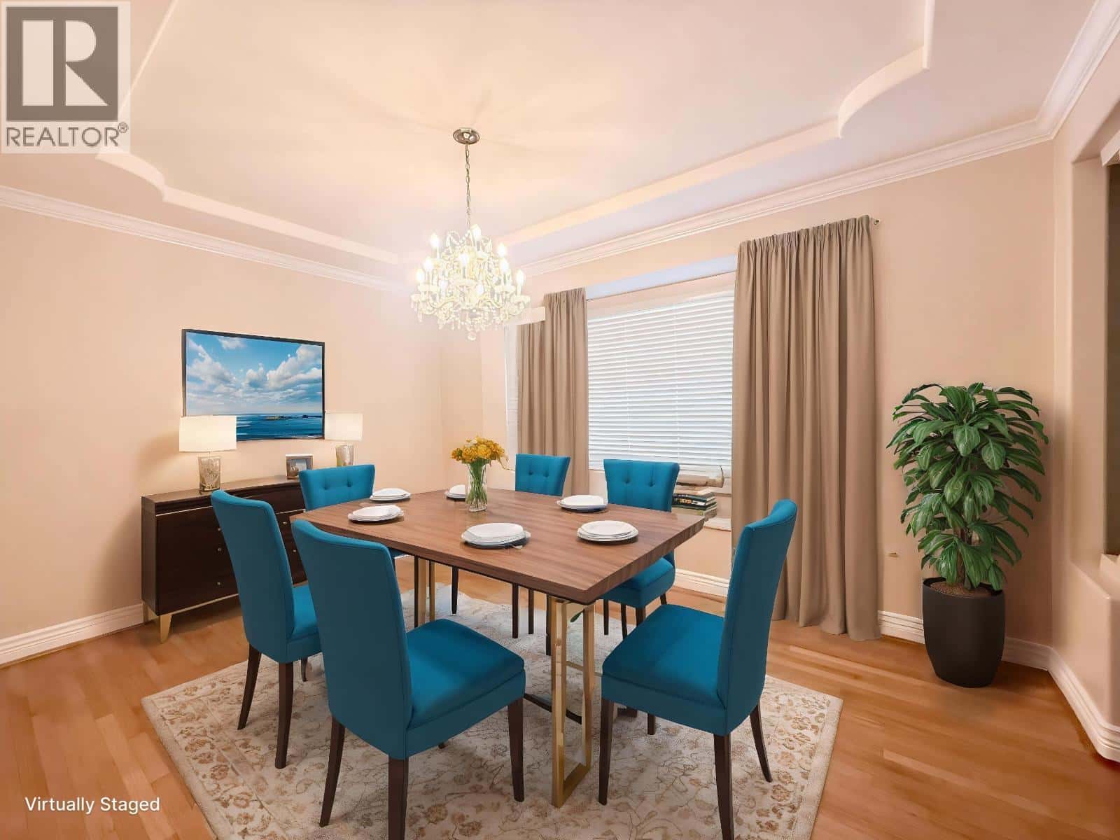 733 MACDONALD AVENUE — Burnaby, British Columbia - Photo 2 of 32