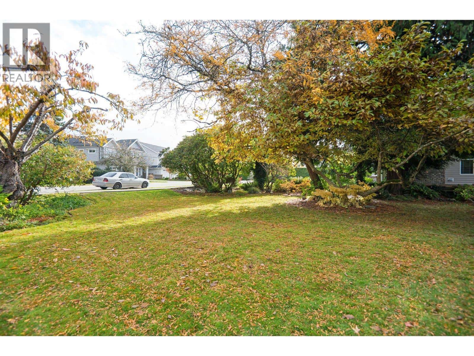 4421 SPANTON DRIVE — Delta, British Columbia - Photo 5 of 40