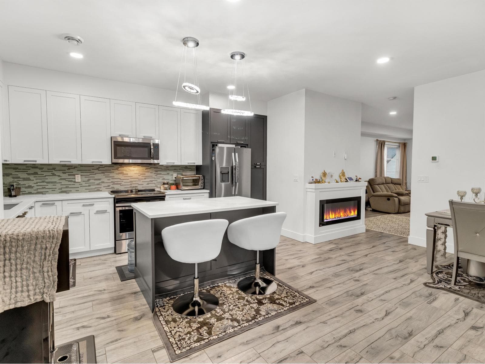 20 5867 129 STREET — Surrey, British Columbia - Main photo