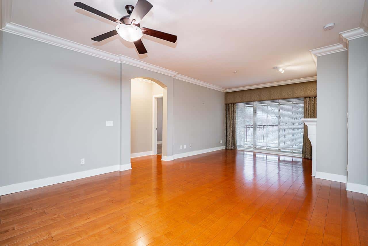 207 16421 64 AVENUE — Surrey, British Columbia - Photo 3 of 40