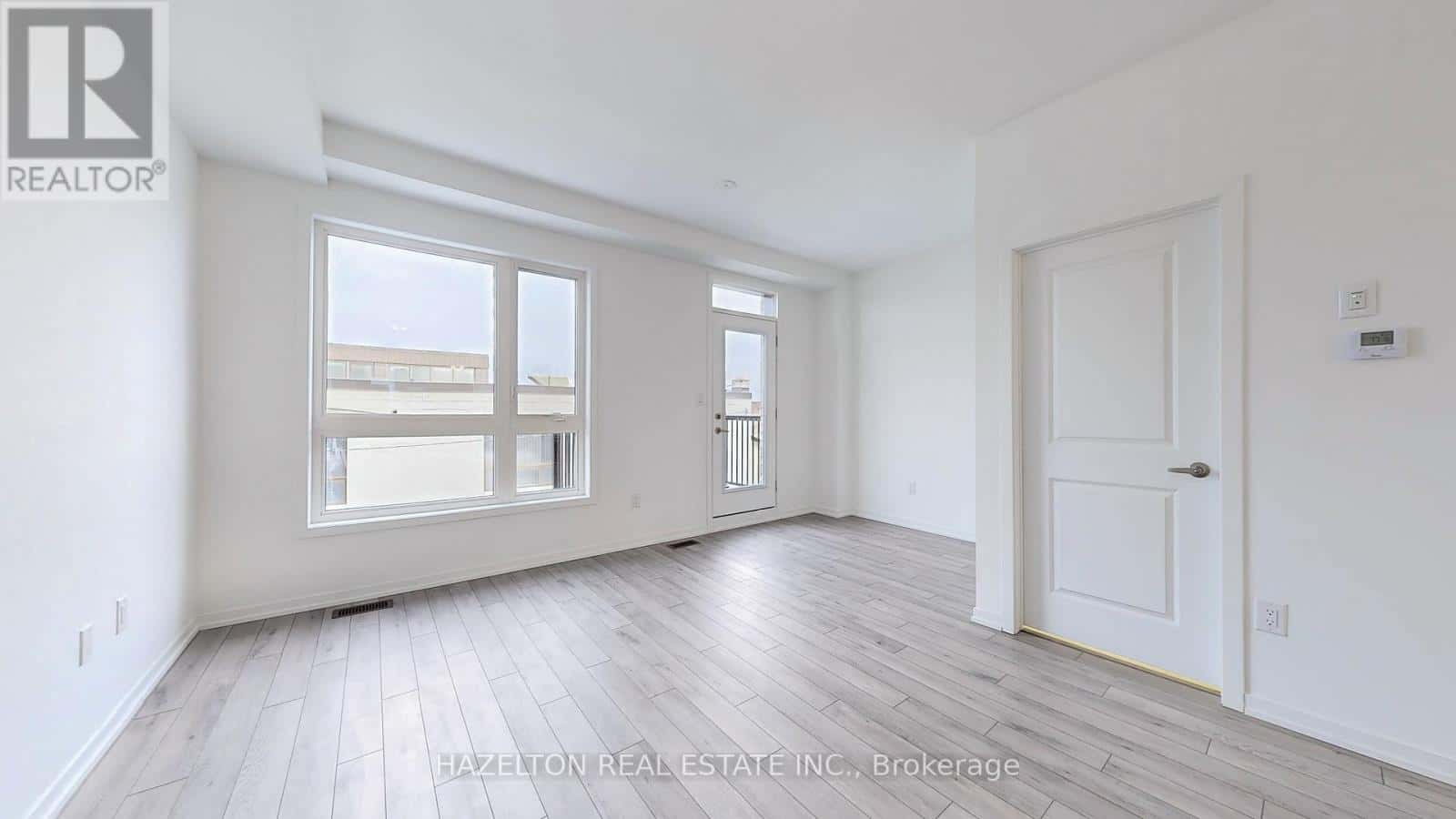 11 PEGLER STREET — Ajax (South West), Ontario - Photo 3 of 28