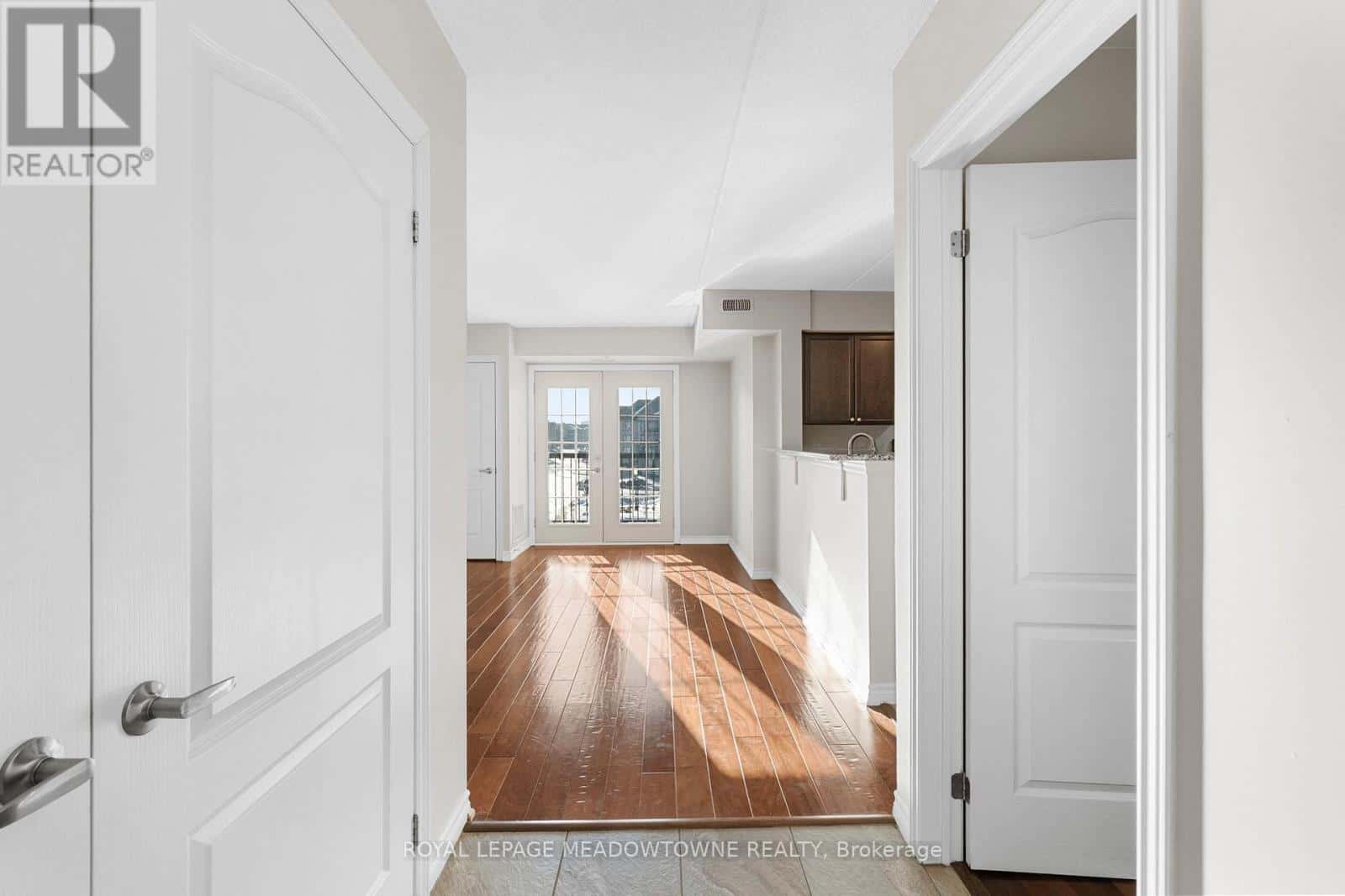 310 - 1470 MAIN STREET E — Milton (DE Dempsey), Ontario - Photo 4 of 44