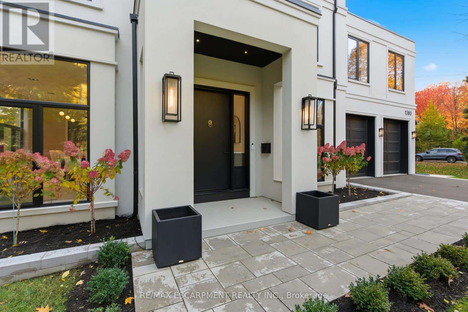 1380 BIRCHWOOD HEIGHTS DRIVE — Mississauga (Mineola), Ontario - Photo 5 of 45