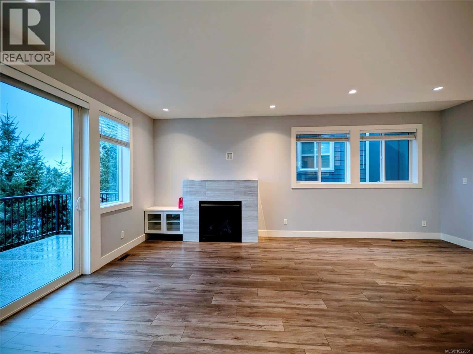 930 Peace Keeping Cres — Langford, British Columbia - Photo 5 of 30