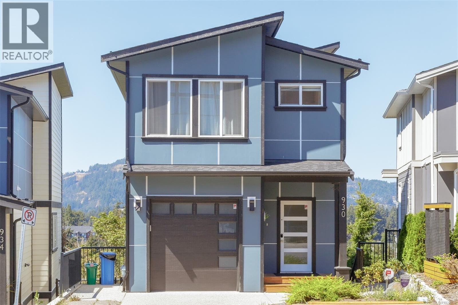 930 Peace Keeping Cres — Langford, British Columbia - Main photo