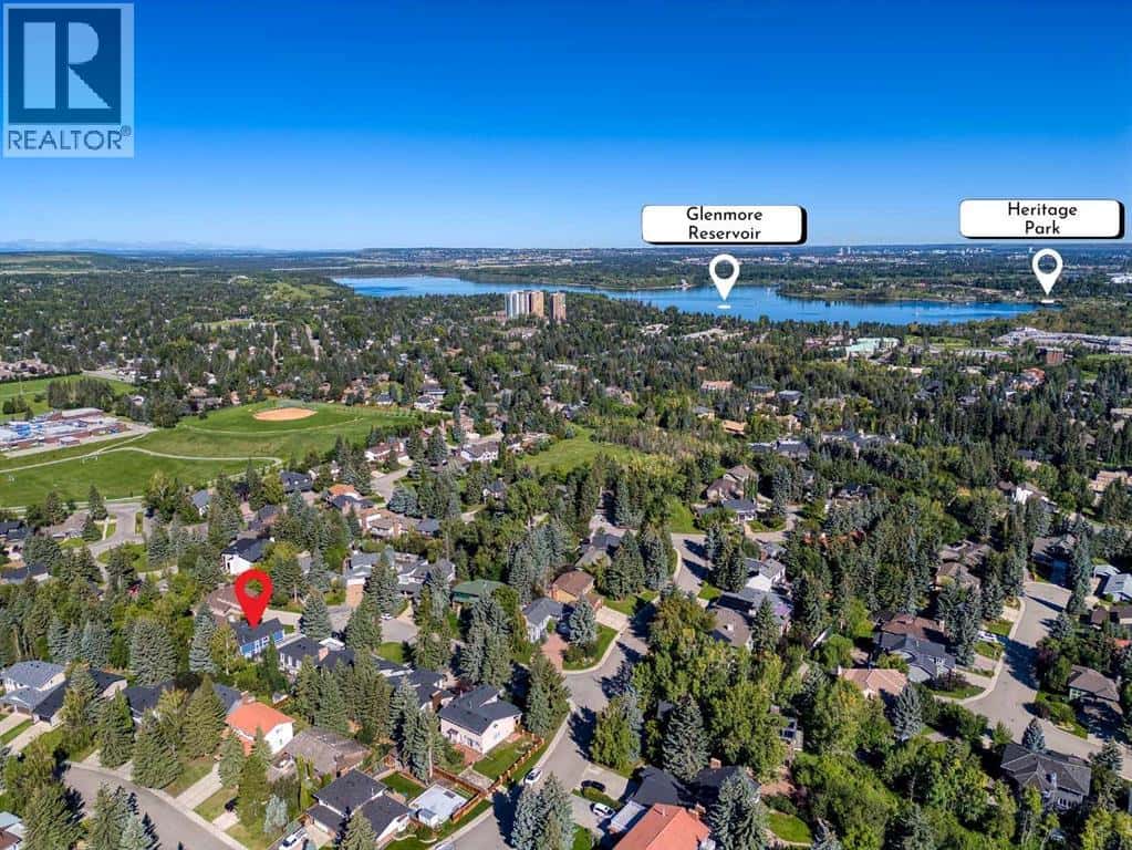 119 Pump Hill Bay SW — Calgary, Alberta - Photo 3 of 50