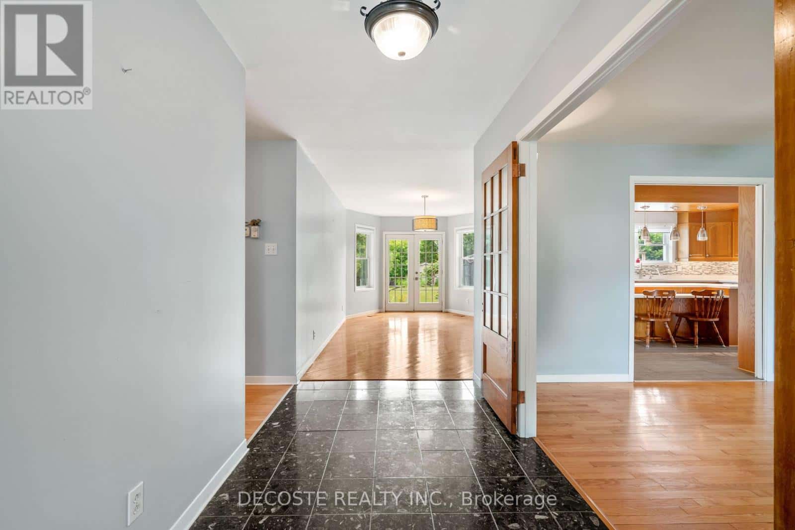 21890 COUNTY 10 ROAD — North Glengarry, Ontario - Photo 5 of 41