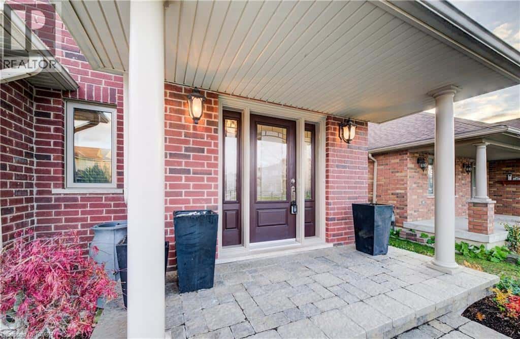 183 BROOKMEAD Street — Elmira, Ontario - Photo 3 of 50