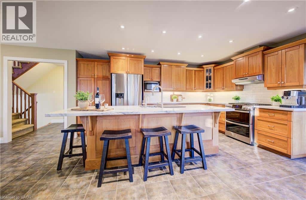 183 BROOKMEAD Street — Elmira, Ontario - Photo 5 of 50