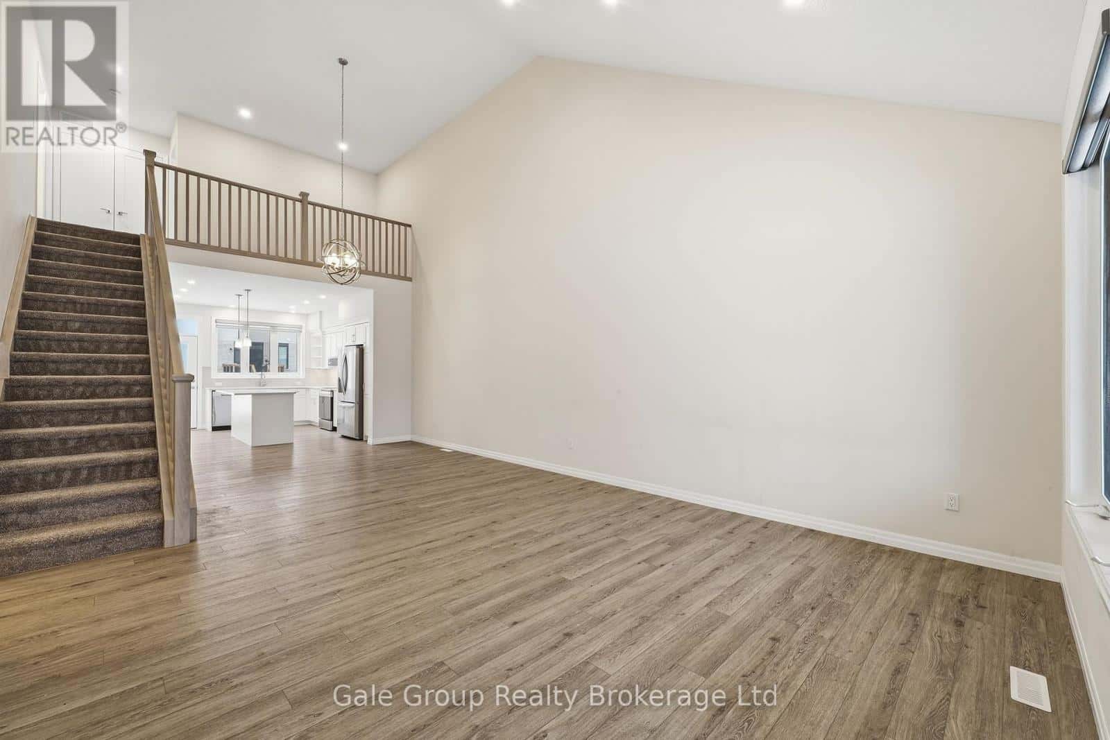 61 KEBA CRESCENT — Tillsonburg, Ontario - Photo 3 of 49