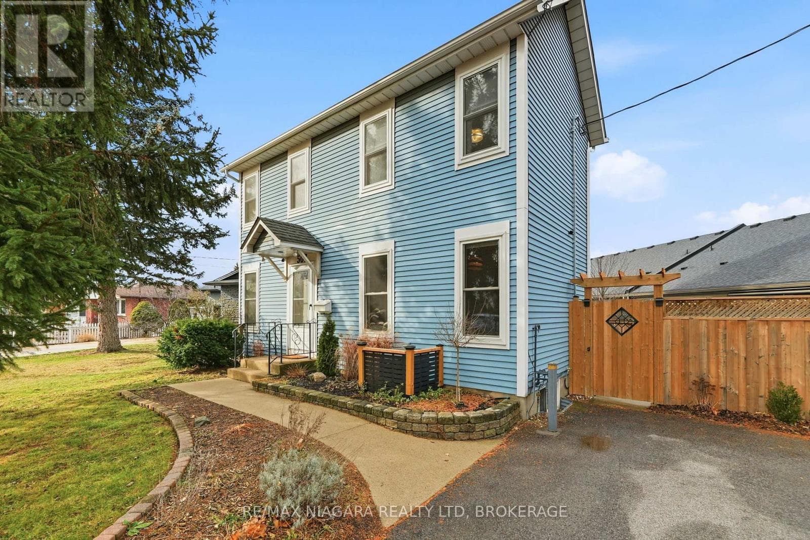 507 NIAGARA STREET — St. Catharines (Vine/Linwell), Ontario - Main photo