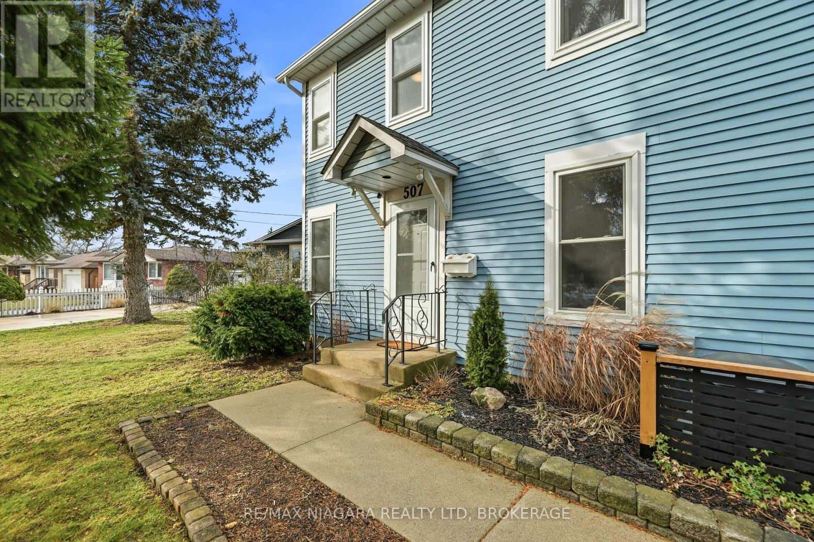 507 NIAGARA STREET — St. Catharines (Vine/Linwell), Ontario - Photo 3 of 35