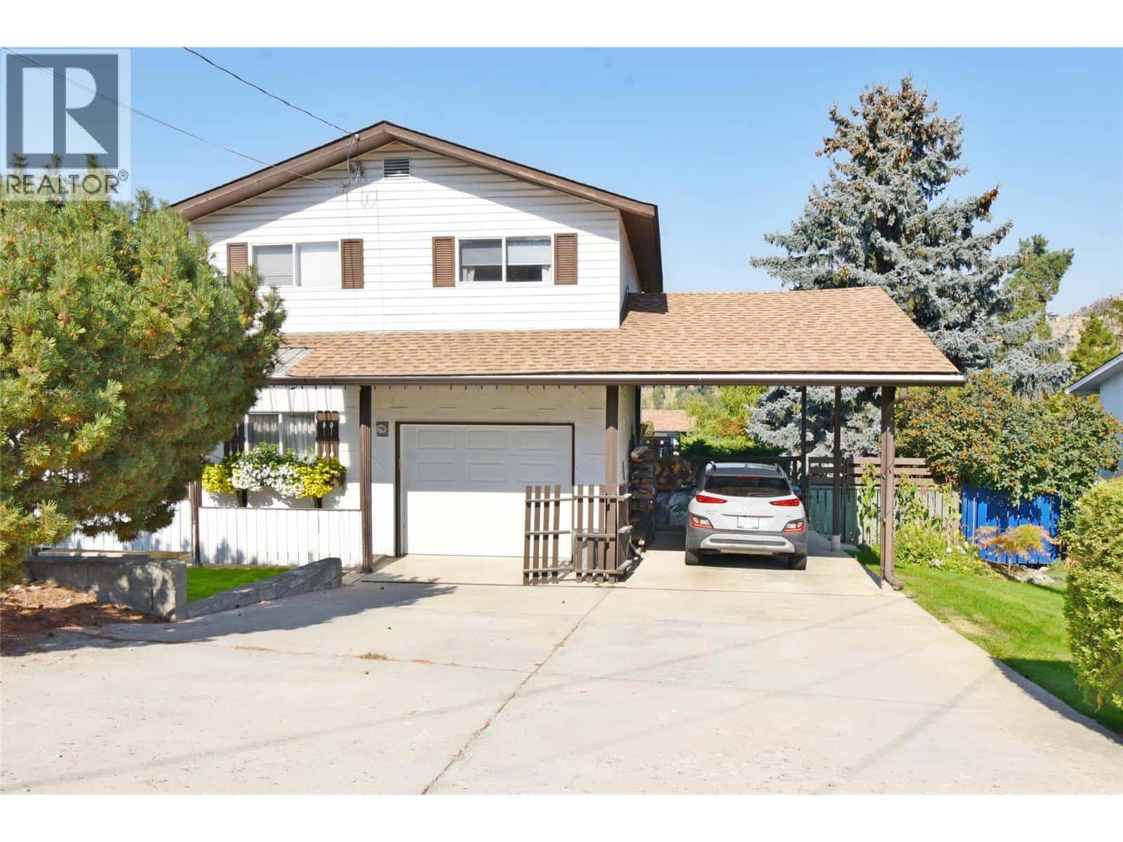 11603 Tassie Drive — Coldstream, British Columbia - Photo 2 of 83