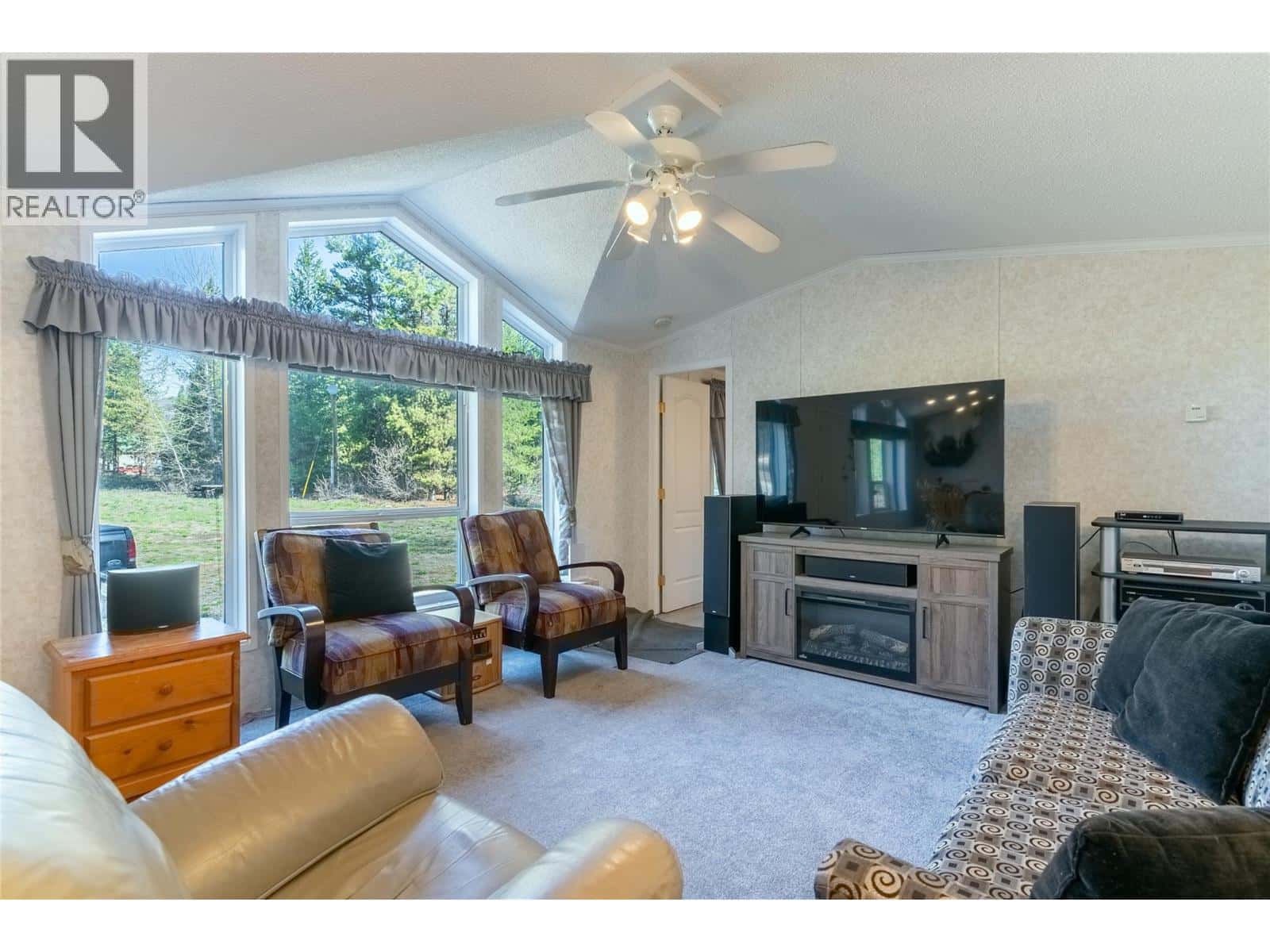 5633S Coldwater Road — Merritt, British Columbia - Photo 5 of 37