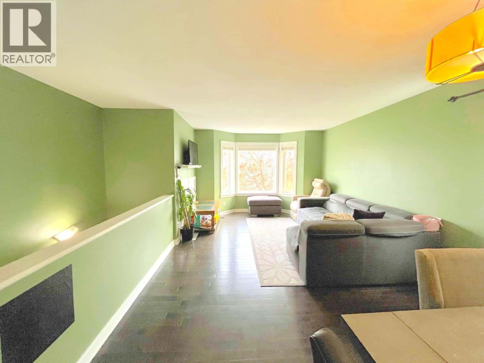 3703 9th Avenue — Castlegar, British Columbia - Photo 5 of 22