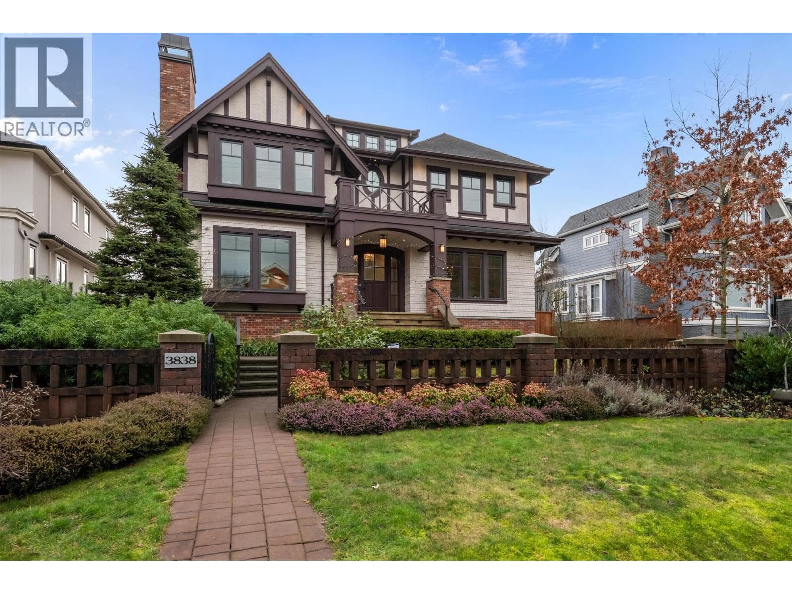 3838 W 50TH AVENUE — Vancouver, British Columbia - Main photo