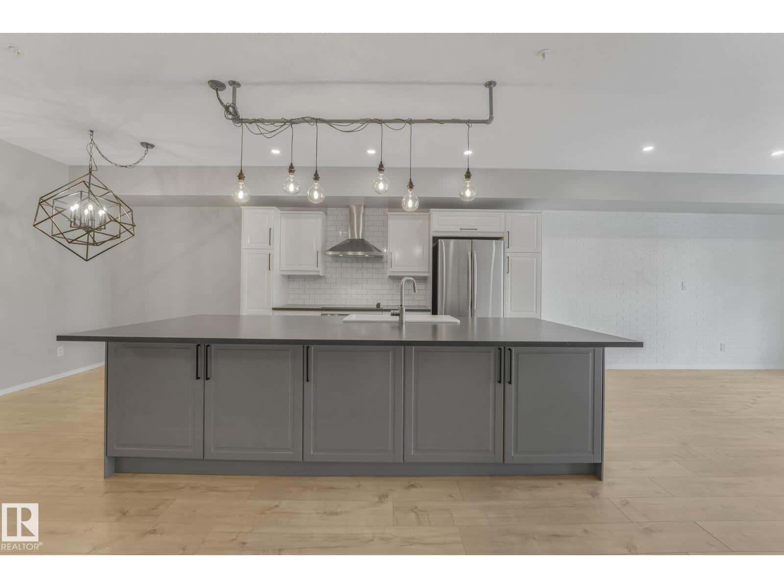 #228 10407 122 ST NW — Edmonton, Alberta - Photo 3 of 48